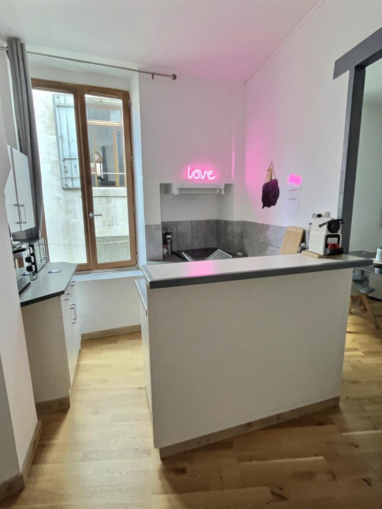 Des Appartements Au Calme Dans Un Immeuble Historique Beziers Exterior photo