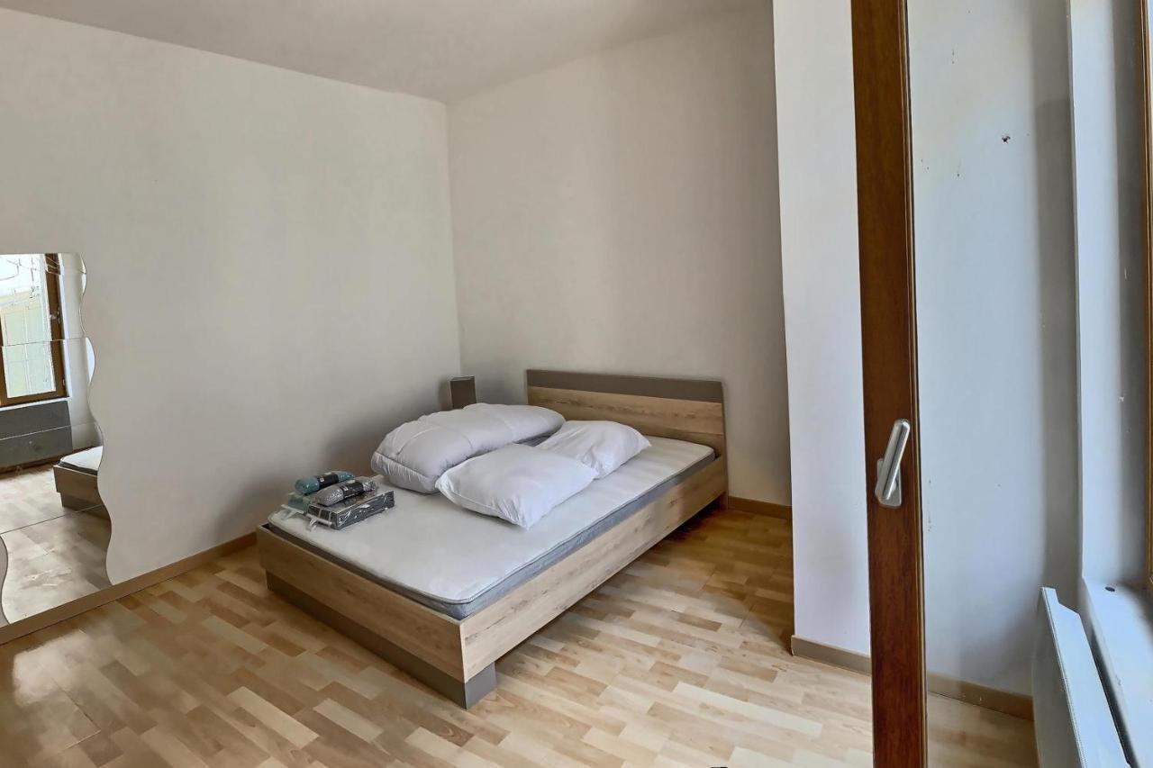 Des Appartements Au Calme Dans Un Immeuble Historique Beziers Exterior photo
